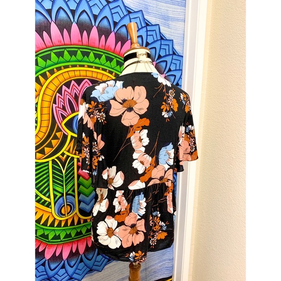 π Stylish flower peplum top - Picture 7 of 11